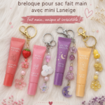 Porte-clés fait main avec baume à lèvres pour un sac féminin