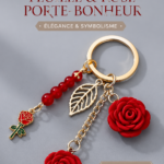 Amulettes feuilles et roses en porte-clés artisanaux