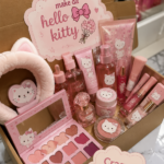 Un projet de DIY Hello Kitty coloré et amusant, parfait pour les fans de l'univers kawaii