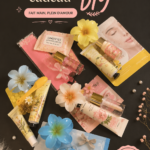 Emballages cadeaux créatifs faits main avec des matériaux colorés et naturels.