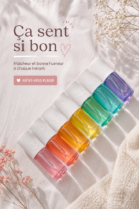 Image représentant divers cadeaux parfumés présentés élégamment sur une table