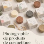 Photographie d'un produit cosmétique bien éclairé sur un fond neutre, mettant en valeur ses couleurs.